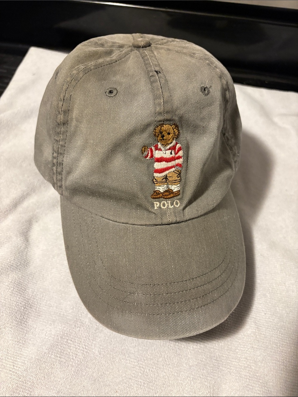 *free with purchase * Polo by Ralph Lauren Bear Embroidered Baseball Cap - Picture 1 of 6
